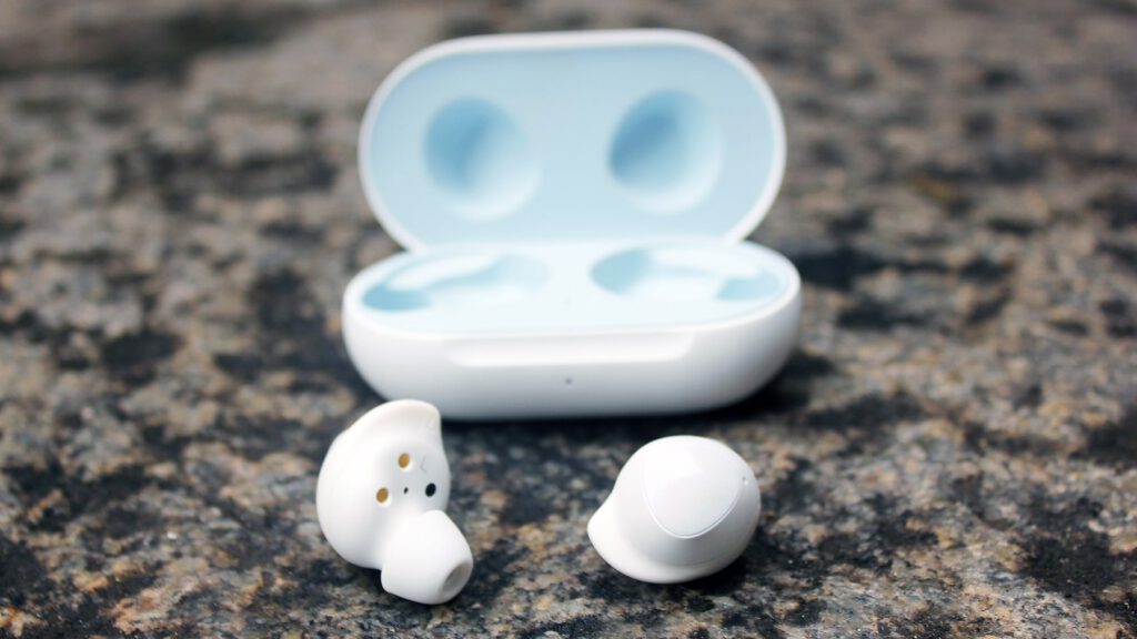 نقد و بررسی هدفون سامسونگ Galaxy Buds - گوشی پلازا
