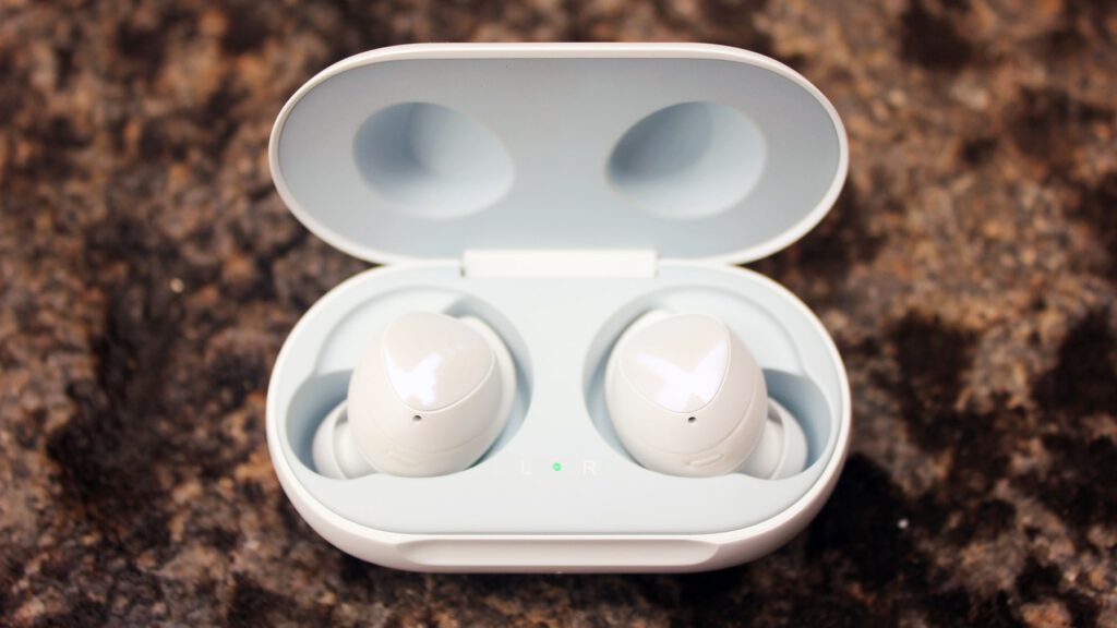 نقد و بررسی هدفون سامسونگ Galaxy Buds - گوشی پلازا
