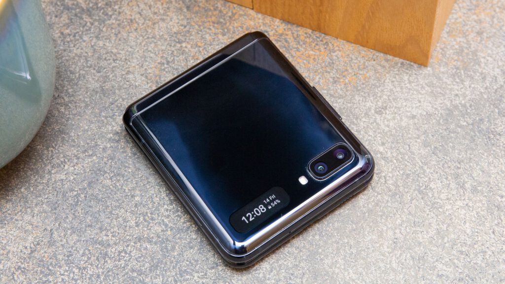 نقد و بررسی گوشی Samsung Z Flip - گوشی پلازا
