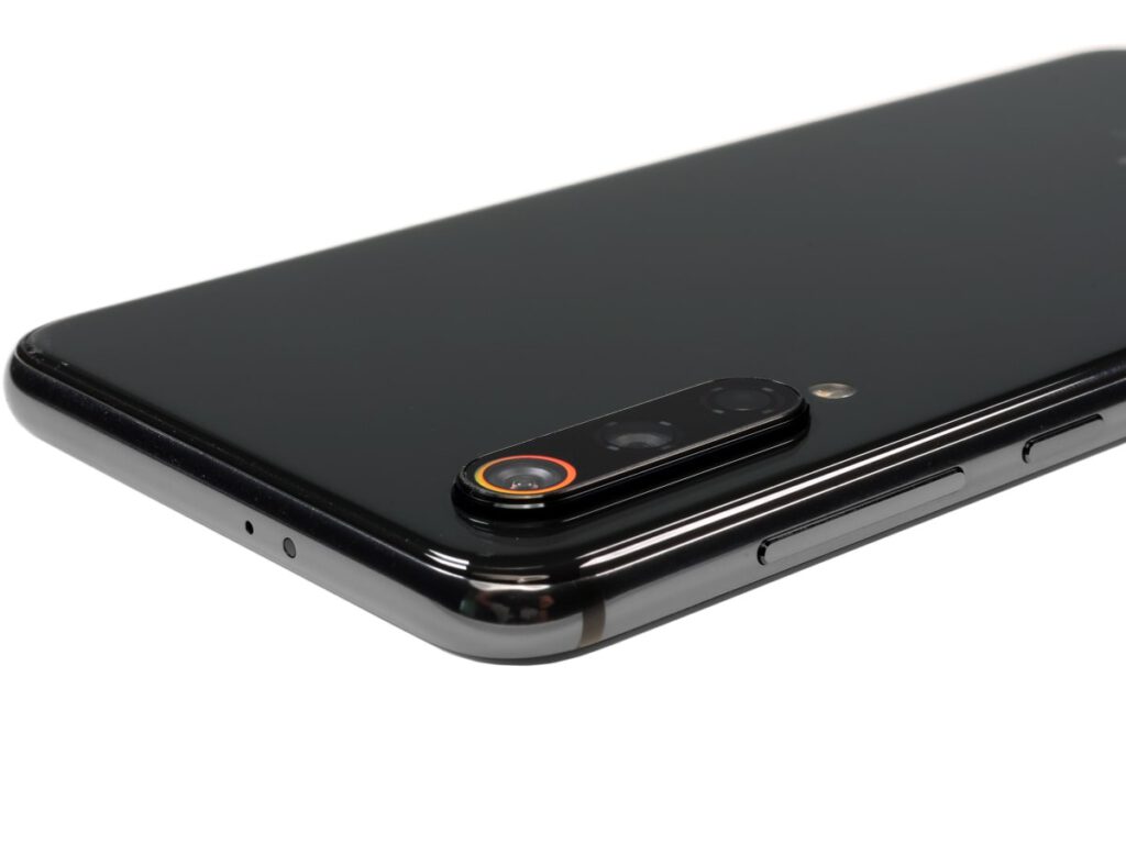 نقد و بررسی گوشی Xiaomi Mi 9 SE - گوشی پلازا