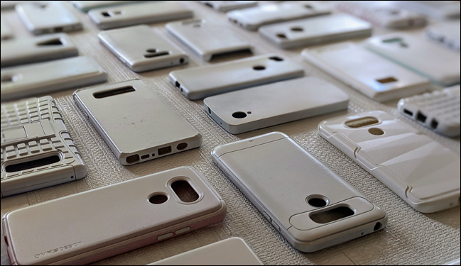 خلاقیت در استفاده از قاب قدیمی گوشی